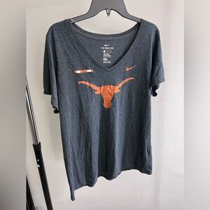 Women’s Nike University of Texas UT Longhorn V-neck t-shirt size XL X-large